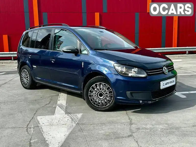 Мінівен Volkswagen Touran 2011 1.39 л. Автомат обл. Київська, Київ - Фото 1/21