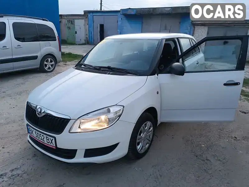 Універсал Skoda Fabia 2014 1.6 л. Ручна / Механіка обл. Рівненська, Вараш (Кузнецовськ) - Фото 1/7