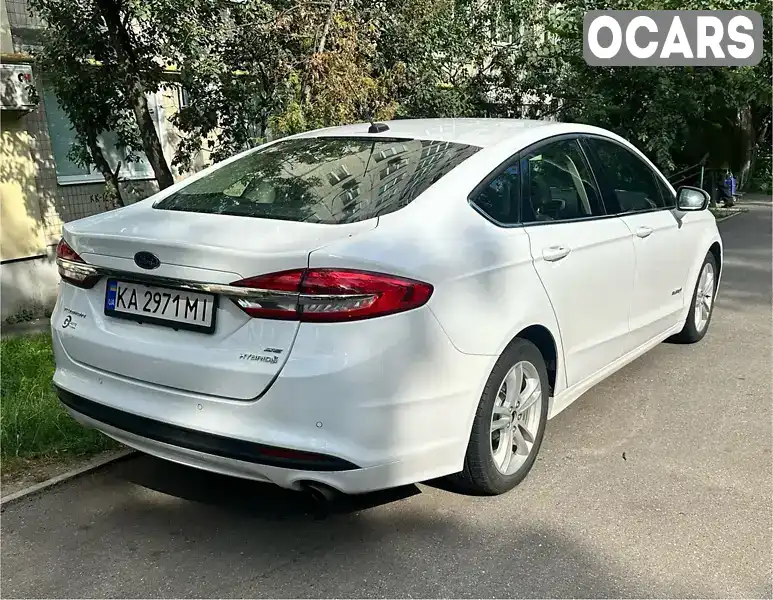 Седан Ford Fusion 2017 2 л. Автомат обл. Киевская, Киев - Фото 1/8