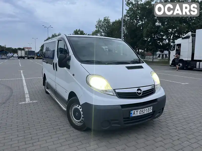 Минивэн Opel Vivaro 2008 2 л. Ручная / Механика обл. Ивано-Франковская, Коломыя - Фото 1/21