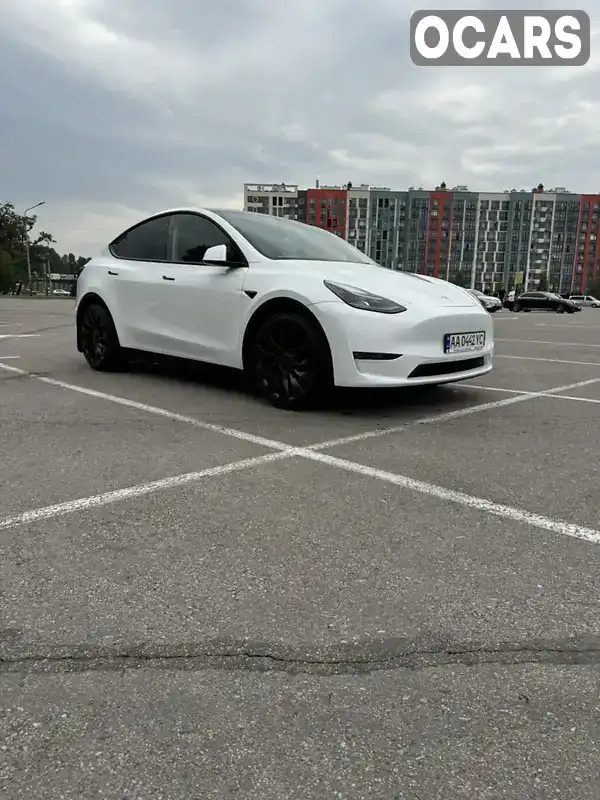 Внедорожник / Кроссовер Tesla Model Y 2022 null_content л. обл. Киевская, Киев - Фото 1/21