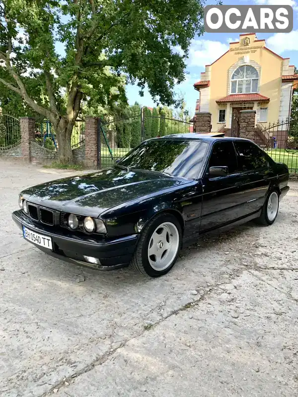 Седан BMW 5 Series 1992 3 л. Автомат обл. Одеська, Одеса - Фото 1/21