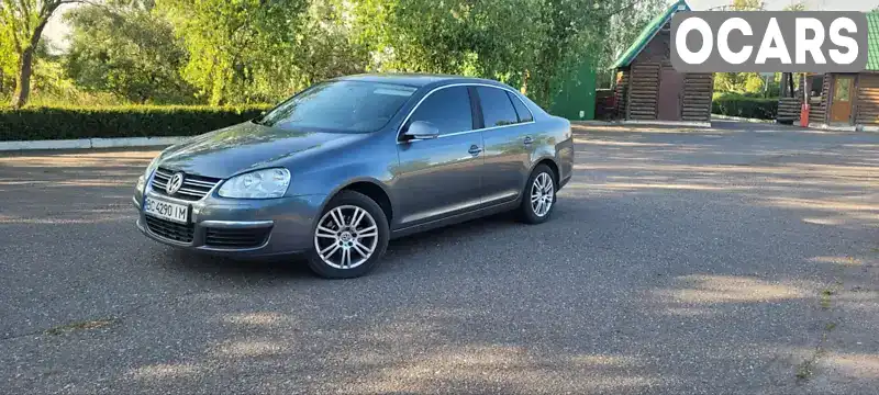 Седан Volkswagen Jetta 2008 1.9 л. Ручная / Механика обл. Николаевская, Вознесенск - Фото 1/8