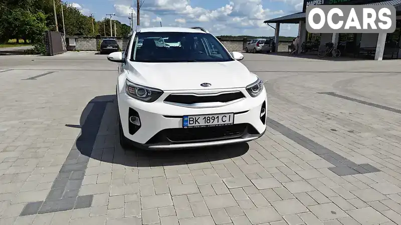 Внедорожник / Кроссовер Kia Stonic 2018 1.37 л. Ручная / Механика обл. Ровенская, Ровно - Фото 1/21