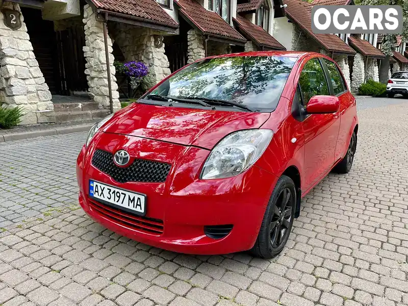 Хэтчбек Toyota Yaris 2007 1.3 л. Автомат обл. Львовская, Львов - Фото 1/21