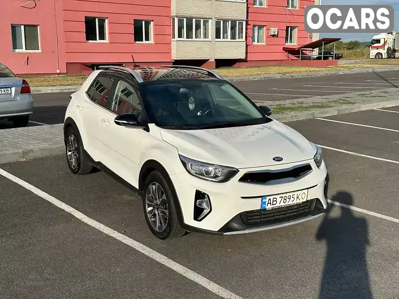 Внедорожник / Кроссовер Kia Stonic 2021 1.37 л. Автомат обл. Винницкая, Винница - Фото 1/21