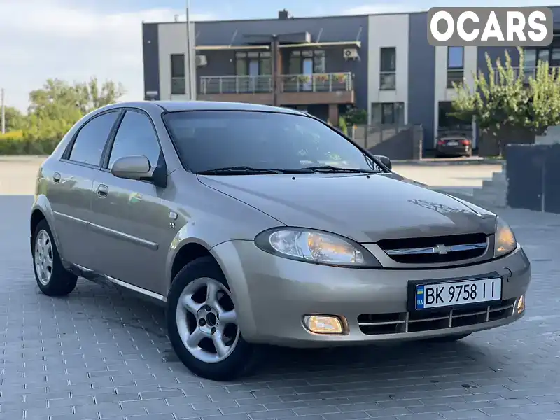 Хетчбек Chevrolet Lacetti 2004 1.6 л. Ручна / Механіка обл. Рівненська, Рівне - Фото 1/21