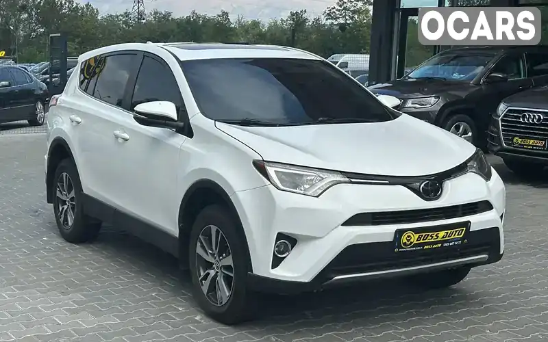 Внедорожник / Кроссовер Toyota RAV4 2018 2.49 л. Автомат обл. Черновицкая, Черновцы - Фото 1/21