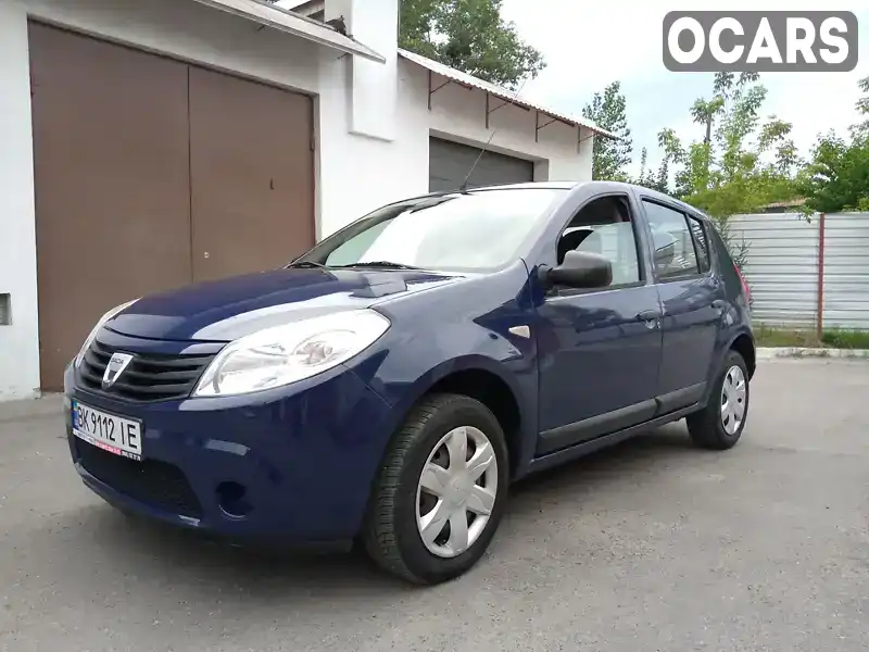 Хетчбек Dacia Sandero 2009 1.4 л. Ручна / Механіка обл. Рівненська, Рівне - Фото 1/20