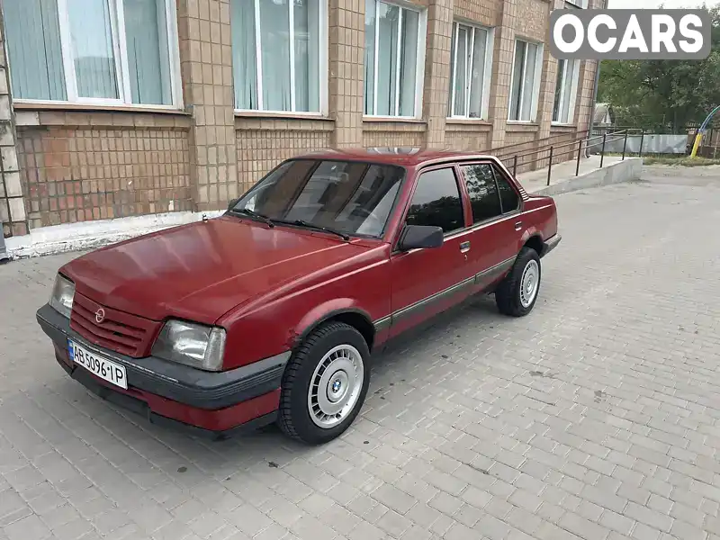 Седан Opel Ascona 1987 1.6 л. Ручная / Механика обл. Винницкая, Могилев-Подольский - Фото 1/21