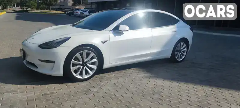 Седан Tesla Model 3 2018 null_content л. обл. Днепропетровская, Каменское (Днепродзержинск) - Фото 1/21