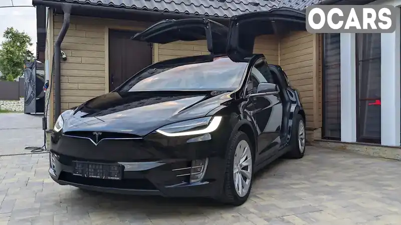 Позашляховик / Кросовер Tesla Model X 2017 null_content л. Автомат обл. Київська, Київ - Фото 1/16