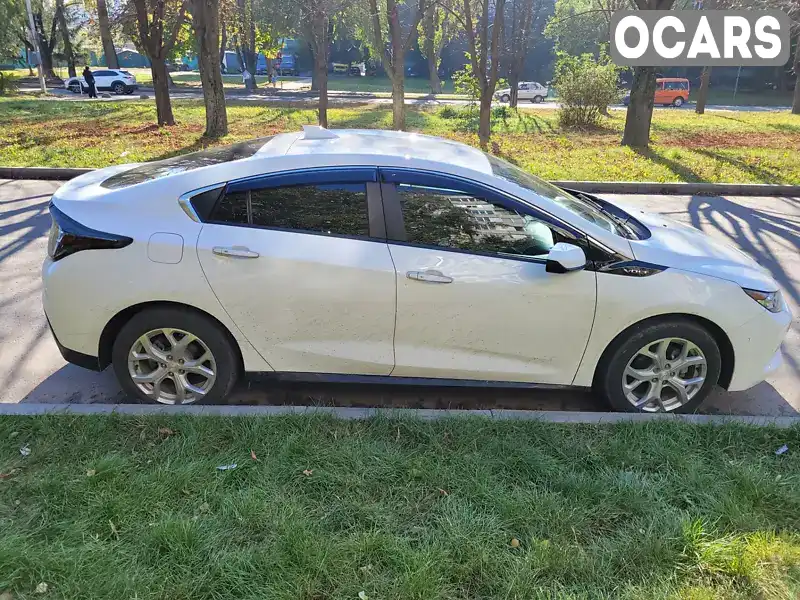 Хэтчбек Chevrolet Volt 2018 1.49 л. Автомат обл. Полтавская, Полтава - Фото 1/8