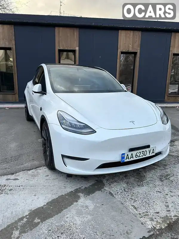 Внедорожник / Кроссовер Tesla Model Y 2020 null_content л. Автомат обл. Киевская, Киев - Фото 1/20