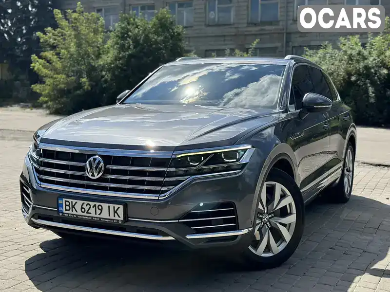 Внедорожник / Кроссовер Volkswagen Touareg 2018 2.97 л. Автомат обл. Ровенская, Ровно - Фото 1/21