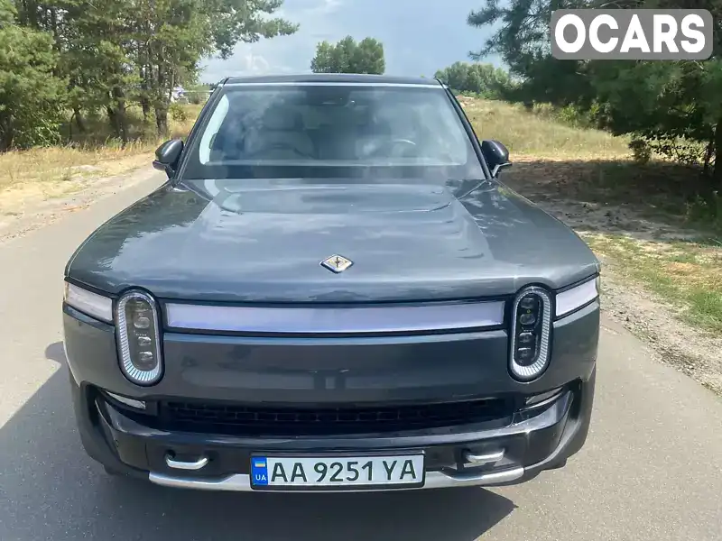 Седан Rivian models.r1s 2023 null_content л. Автомат обл. Киевская, Киев - Фото 1/20