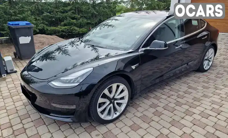 Седан Tesla Model 3 2018 null_content л. Автомат обл. Львовская, Львов - Фото 1/12