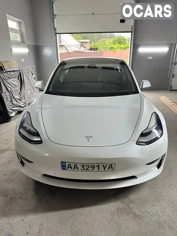 Седан Tesla Model 3 2018 null_content л. Автомат обл. Киевская, Васильков - Фото 1/11