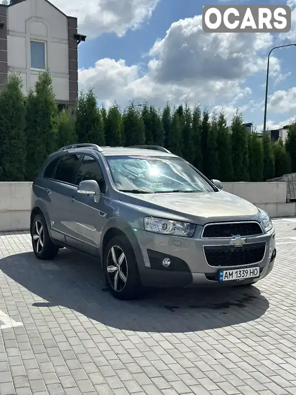 Внедорожник / Кроссовер Chevrolet Captiva 2011 2.2 л. Автомат обл. Ровенская, Ровно - Фото 1/21