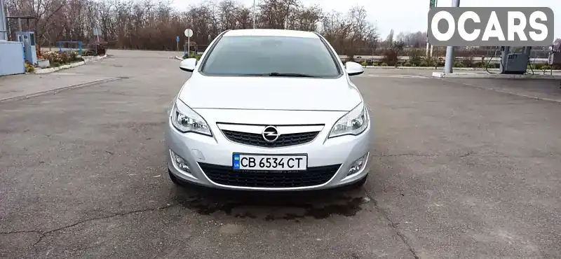 Хэтчбек Opel Astra 2010 1.7 л. Ручная / Механика обл. Черниговская, Борзна - Фото 1/13