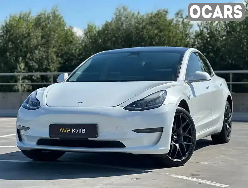 Седан Tesla Model 3 2018 null_content л. Автомат обл. Черкасская, Черкассы - Фото 1/21