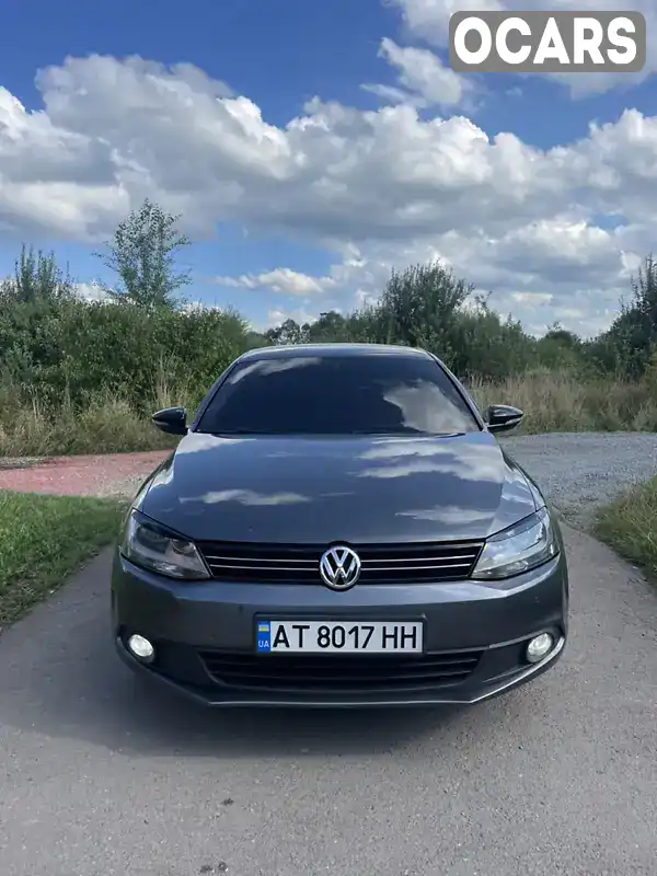 Седан Volkswagen Jetta 2010 1.6 л. Ручна / Механіка обл. Івано-Франківська, Калуш - Фото 1/19