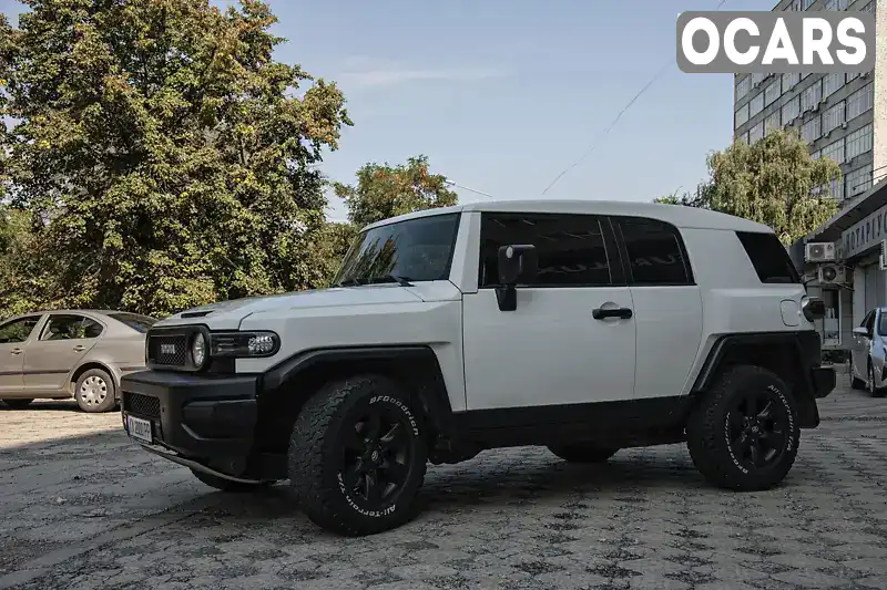 Позашляховик / Кросовер Toyota FJ Cruiser 2008 4 л. Автомат обл. Харківська, Харків - Фото 1/21