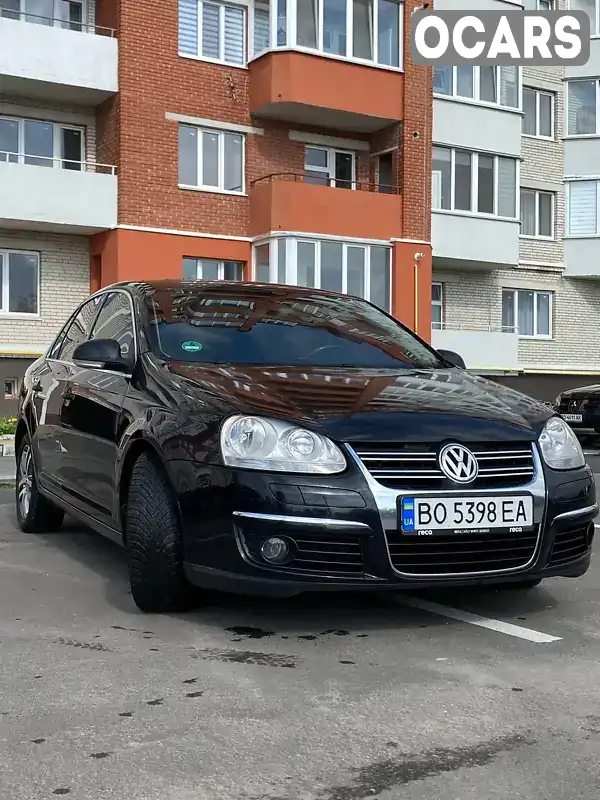 Седан Volkswagen Jetta 2006 1.6 л. Ручна / Механіка обл. Тернопільська, Тернопіль - Фото 1/21