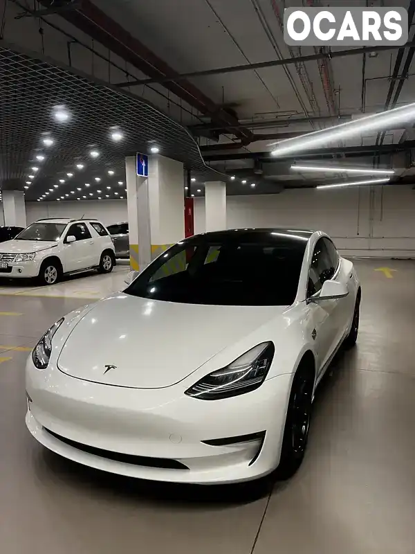 Седан Tesla Model 3 2019 null_content л. Автомат обл. Київська, Київ - Фото 1/21