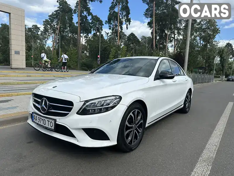 Седан Mercedes-Benz C-Class 2018 1.6 л. Автомат обл. Київська, Київ - Фото 1/21