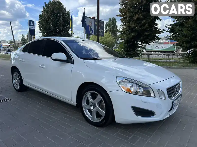 Седан Volvo S60 2013 2.5 л. Автомат обл. Київська, Київ - Фото 1/21