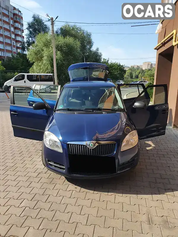 Хэтчбек Skoda Fabia 2009 1.2 л. Ручная / Механика обл. Хмельницкая, Хмельницкий - Фото 1/16