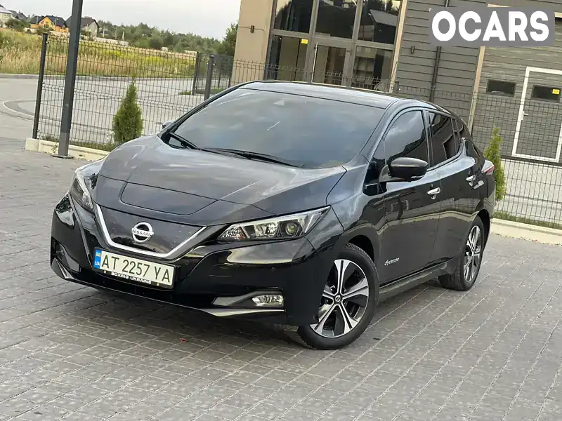 Хэтчбек Nissan Leaf 2018 null_content л. Автомат обл. Ивано-Франковская, Ивано-Франковск - Фото 1/21