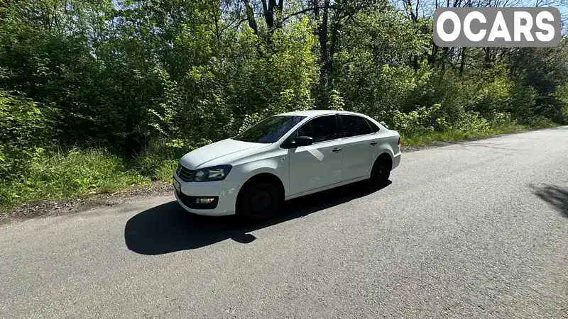 Седан Volkswagen Polo 2016 1.6 л. Ручна / Механіка обл. Житомирська, Житомир - Фото 1/21