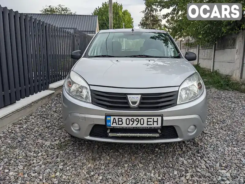 Хетчбек Dacia Sandero 2010 1.2 л. Ручна / Механіка обл. Вінницька, Вінниця - Фото 1/21