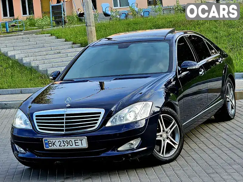 Седан Mercedes-Benz S-Class 2007 5.5 л. Автомат обл. Ровенская, Ровно - Фото 1/21