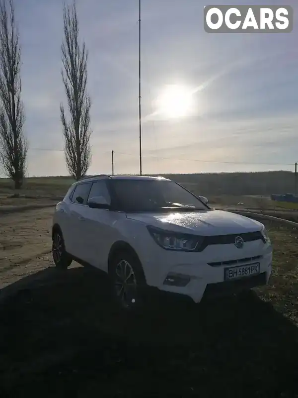 Позашляховик / Кросовер SsangYong models.tivoli 2017 1.6 л. Автомат обл. Кіровоградська, Мала Виска - Фото 1/21