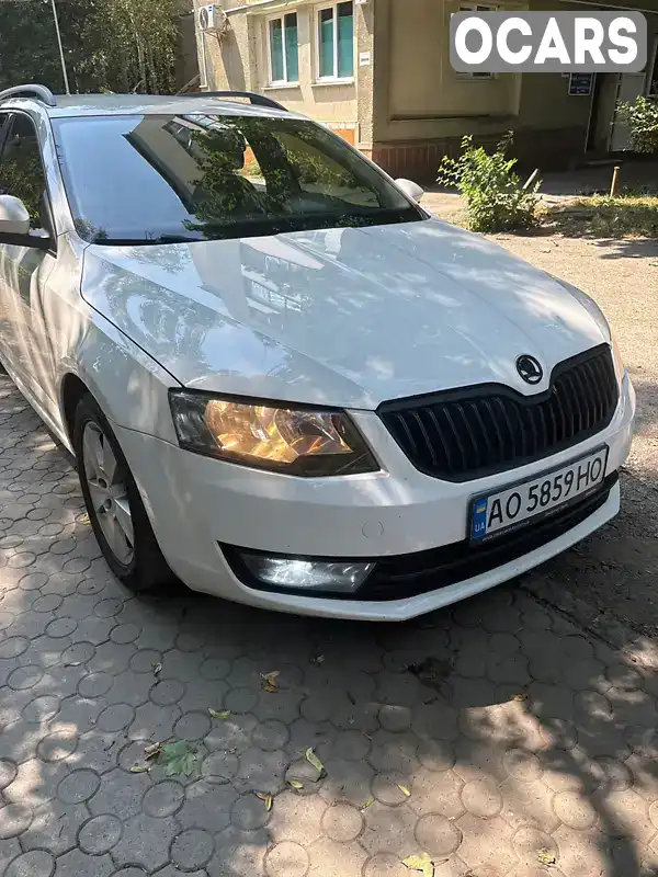 Універсал Skoda Octavia 2013 1.6 л. Ручна / Механіка обл. Закарпатська, Мукачево - Фото 1/11