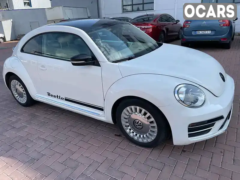 Хетчбек Volkswagen Beetle 2013 2.48 л. обл. Рівненська, Рівне - Фото 1/18