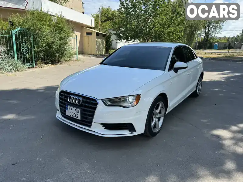 Седан Audi A3 2015 1.98 л. Автомат обл. Харьковская, Харьков - Фото 1/19