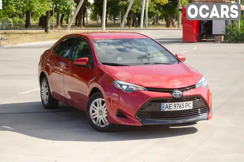 Седан Toyota Corolla 2017 1.8 л. обл. Днепропетровская, Синельниково - Фото 1/21