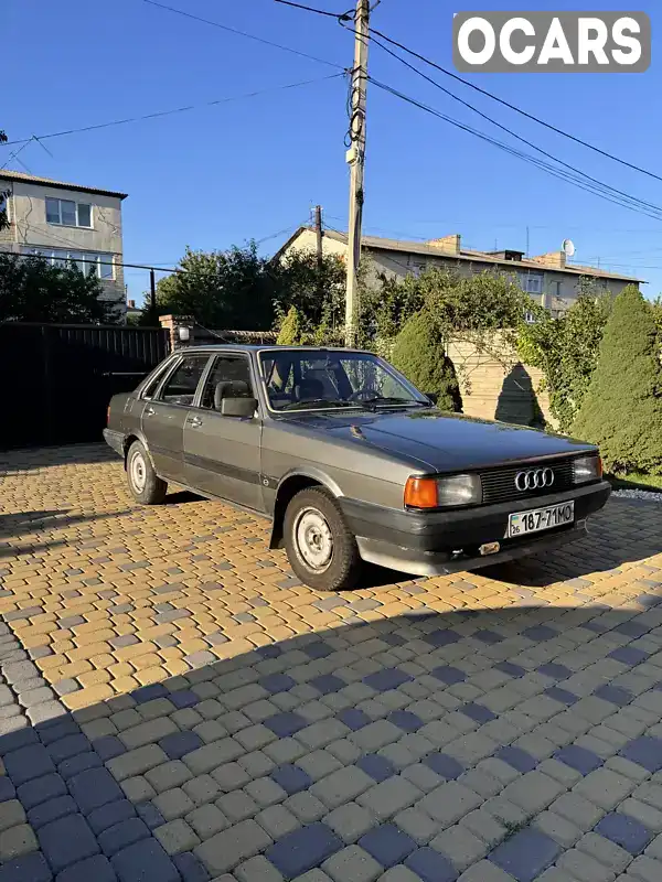 Седан Audi 80 1986 1.6 л. Ручная / Механика обл. Черновицкая, Черновцы - Фото 1/19