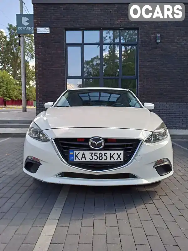 Седан Mazda 3 2015 2 л. Автомат обл. Київська, Київ - Фото 1/13