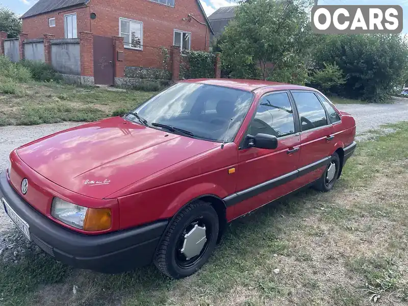 Седан Volkswagen Passat 1988 1.6 л. Ручная / Механика обл. Харьковская, Новая Водолага - Фото 1/9