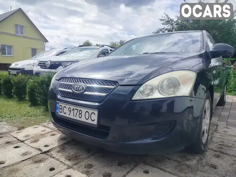 Хэтчбек Kia Ceed 2007 1.6 л. Ручная / Механика обл. Львовская, Городок - Фото 1/14