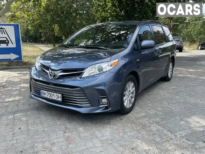 Минивэн Toyota Sienna 2017 3.46 л. Автомат обл. Одесская, Одесса - Фото 1/21