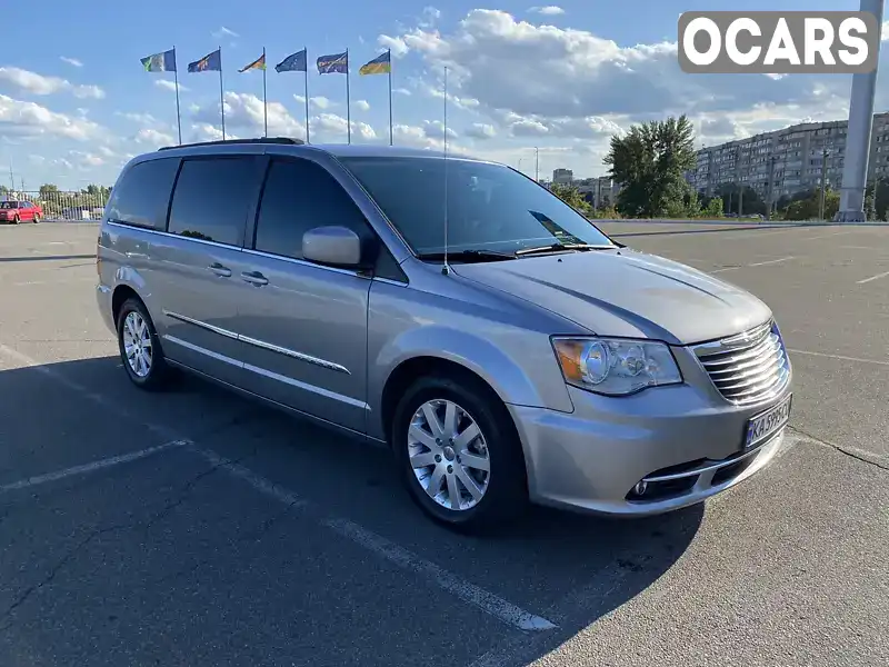 Мінівен Chrysler Town & Country 2016 3.6 л. Автомат обл. Волинська, Луцьк - Фото 1/21