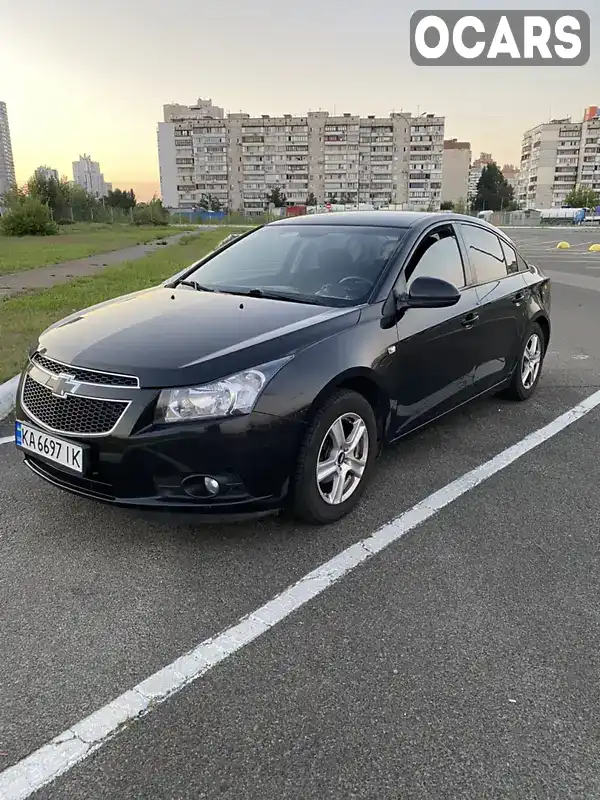 Седан Chevrolet Cruze 2010 1.8 л. обл. Київська, Київ - Фото 1/9