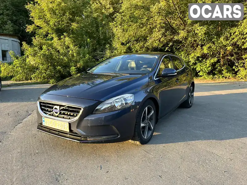 Хэтчбек Volvo V40 2013 1.6 л. Ручная / Механика обл. Волынская, Луцк - Фото 1/21