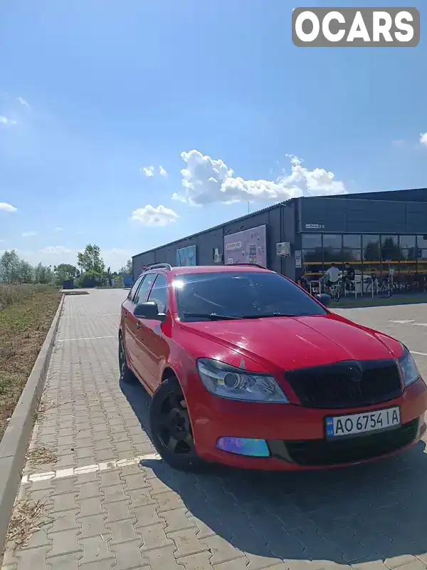 Універсал Skoda Octavia 2010 1.6 л. Ручна / Механіка обл. Закарпатська, Мукачево - Фото 1/7